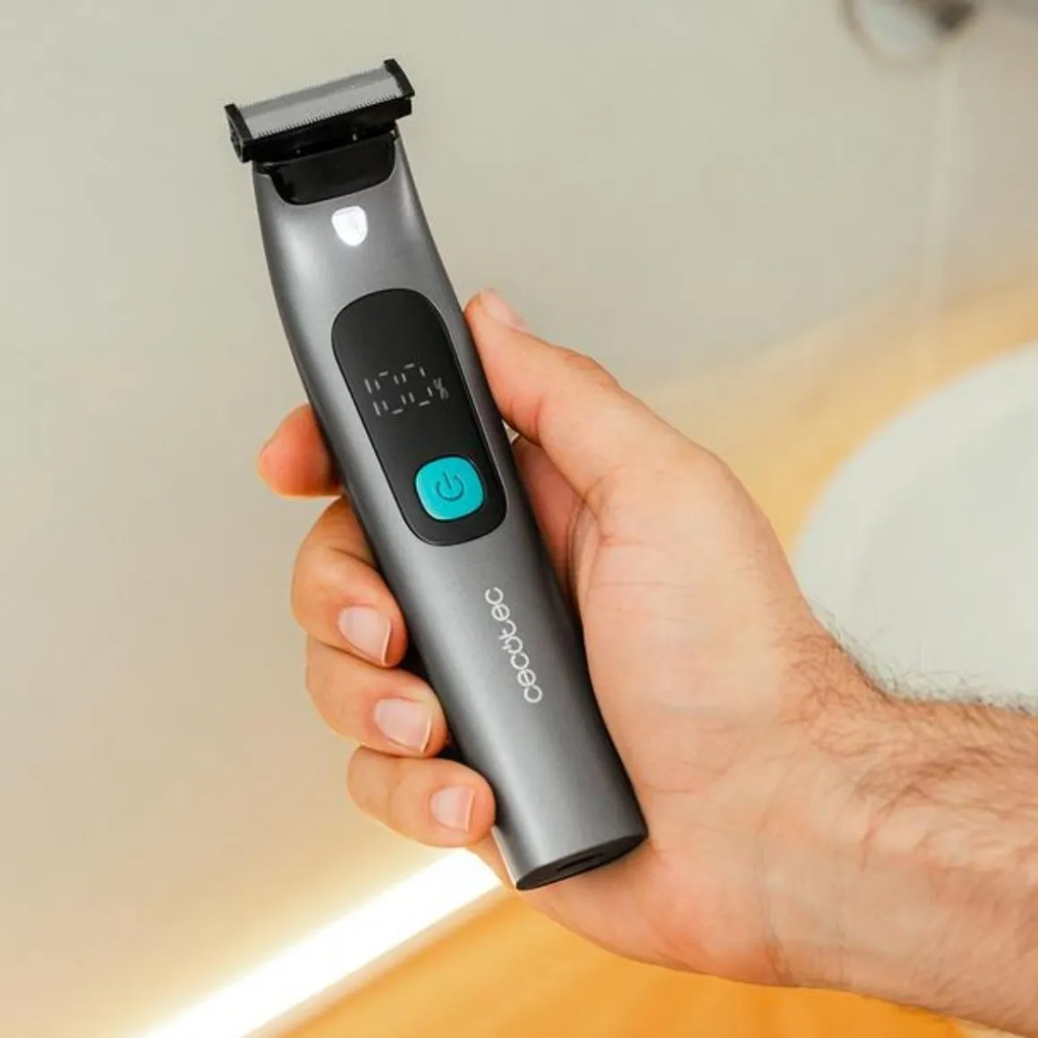 Afeitadora Cecotec OneShave Screen 3 peines ajustables negro