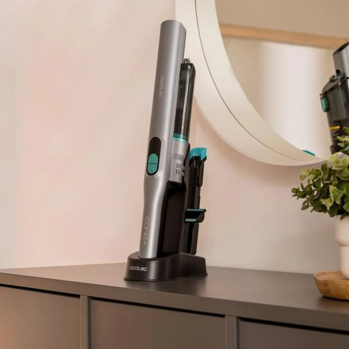 Aspirador de mano Cecotec Conga Rockstar Micro+ Clean&Car 210W 2in1