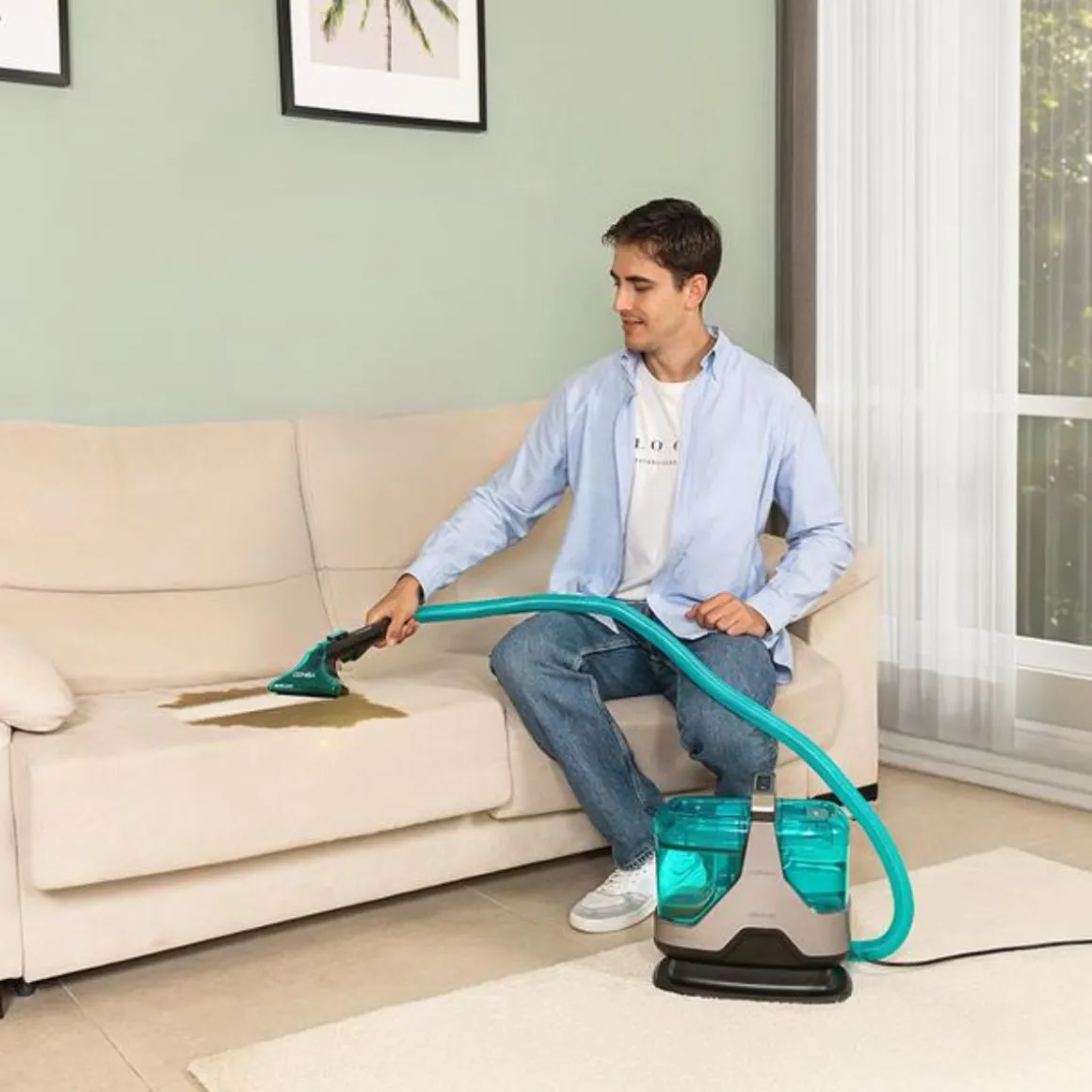 Aspirador de tapicerías Cecotec Conga 6000 Carpet&Spot Clean XXL Advance 600W 3 en 1 azul