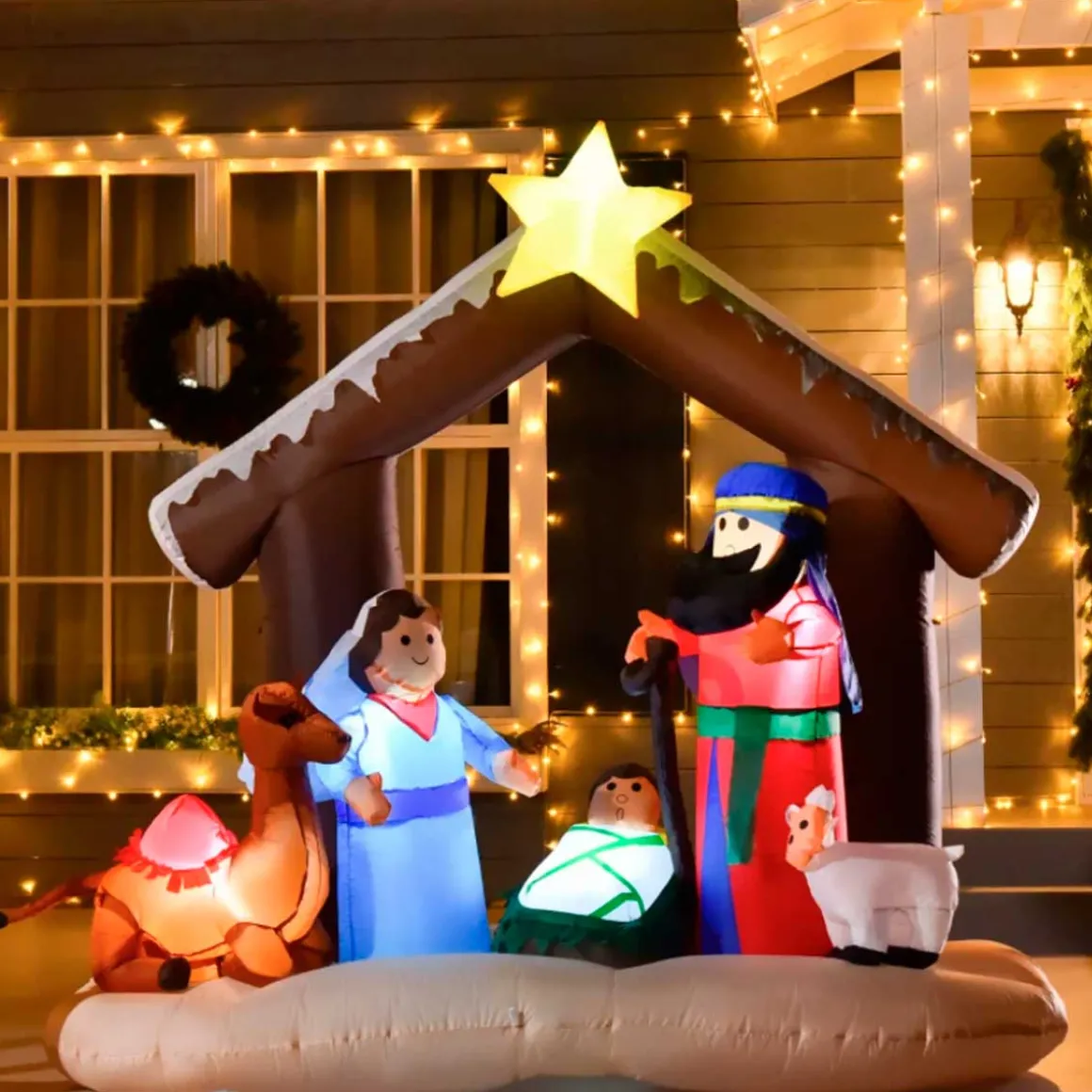 Belén inflable Homcom con luces LED multicolor 183x201x100 cm