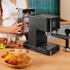 Cafetera espresso Cecotec Power Espresso 20 Pro vaporizador orientable 20 bares negro