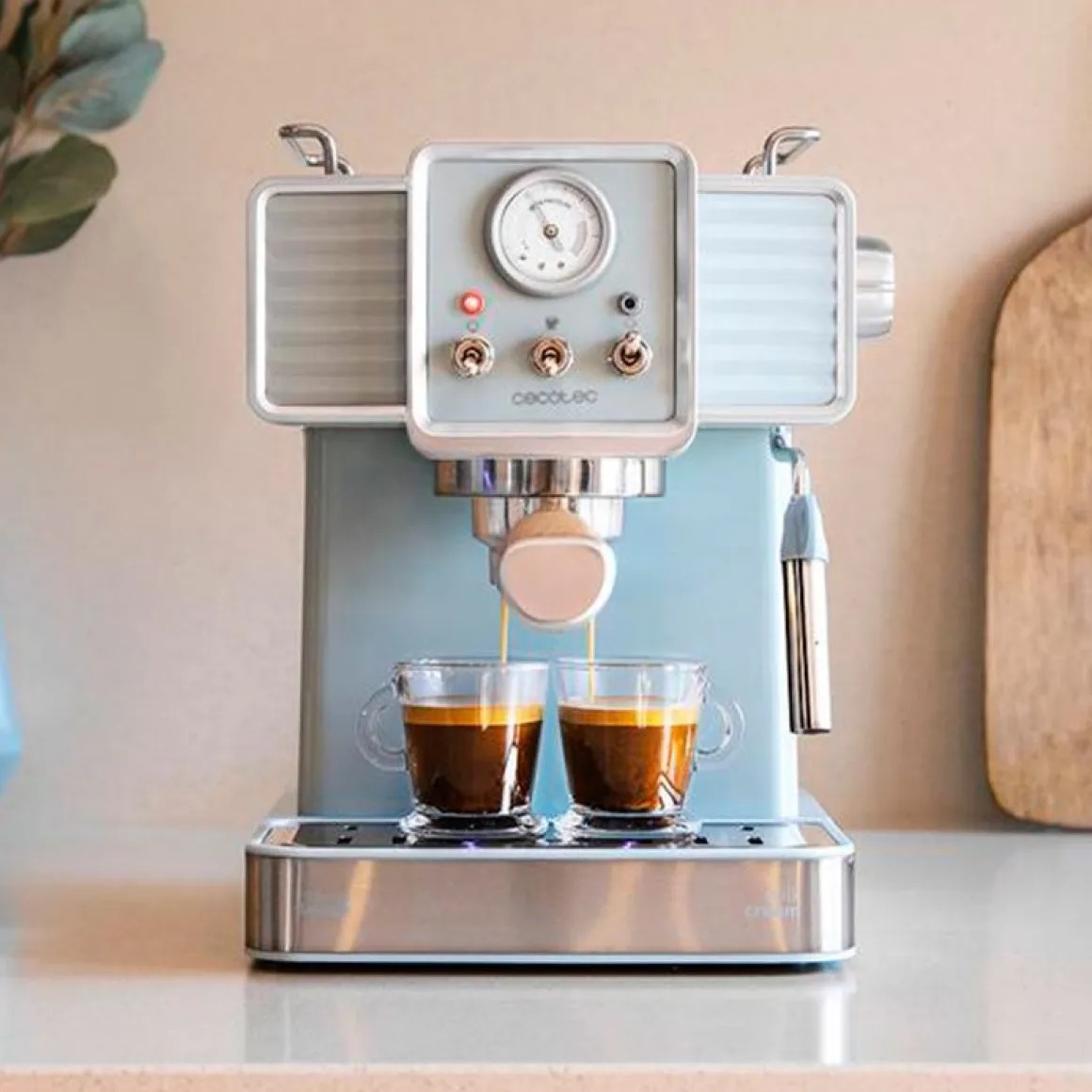 Cafetera express Cecotec Power Espresso 20 Tradizionale 1350W azulado