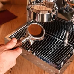 Cafetera superautomática Baristeo Classic Cecotec 2700W 15 bar inox