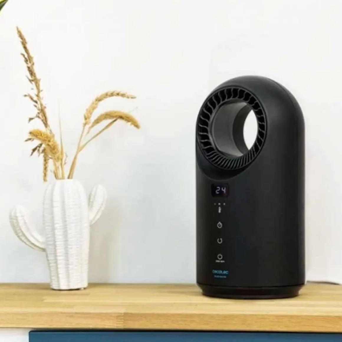 Calefactor Ready Warm 8400 Bladeless Connected 1500W Wifi oscilante/panel táctil negro