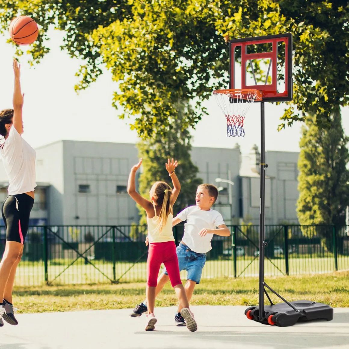 Canasta de baloncesto Jordan Homcom altura ajustable + base rellenable + ruedas rojo/negro 205-261x83x75 cm