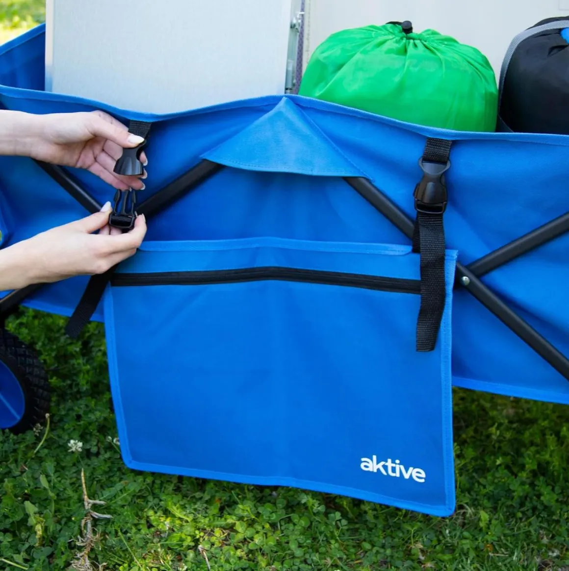 Carro de playa Aktive diseño plegable + ruedas azul 53-108x88x47 cm