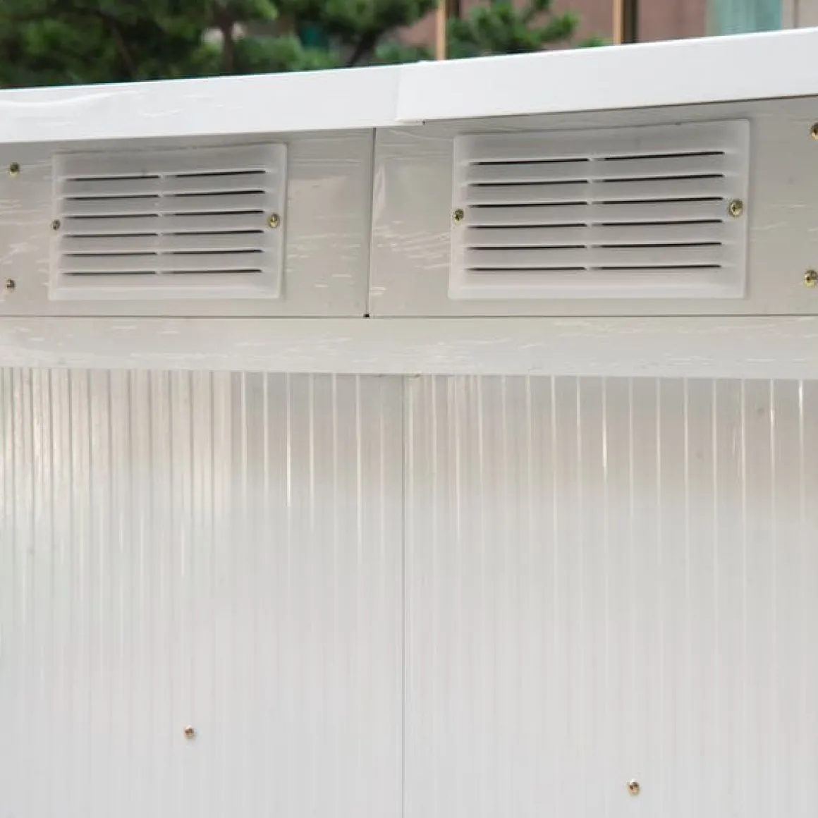 Caseta de jardín/cobertizo metálico verde 277x130x173 cm
