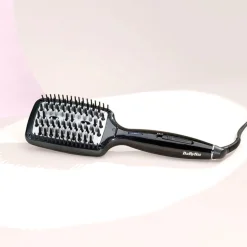 Cepillo alisador Babyliss Liss Brush HSB101E tecnología iónica negro