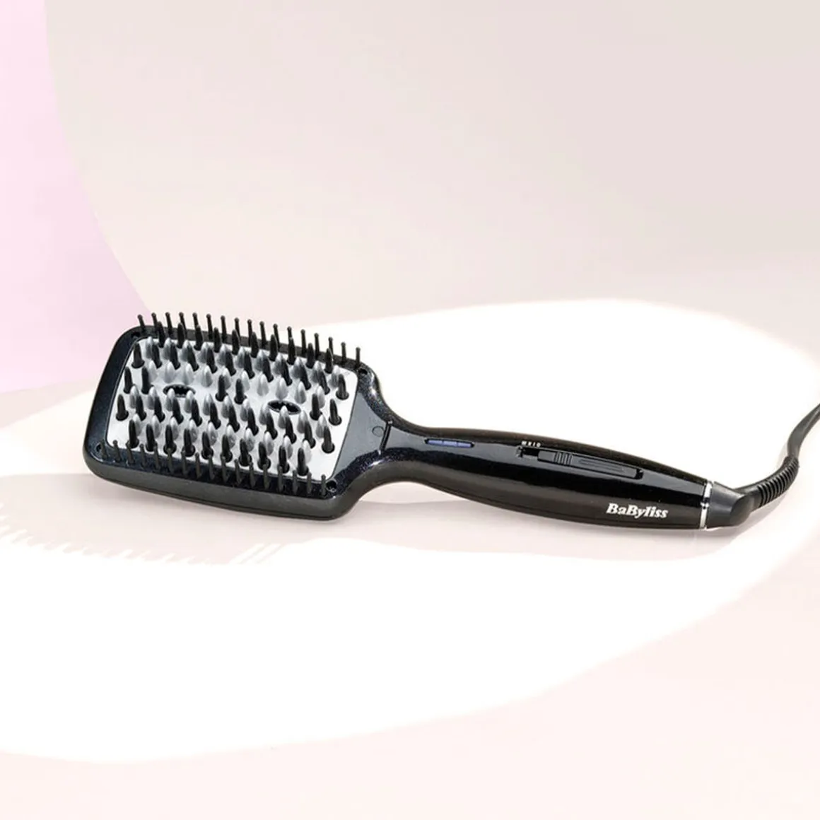Cepillo alisador Babyliss Liss Brush HSB101E tecnología iónica negro