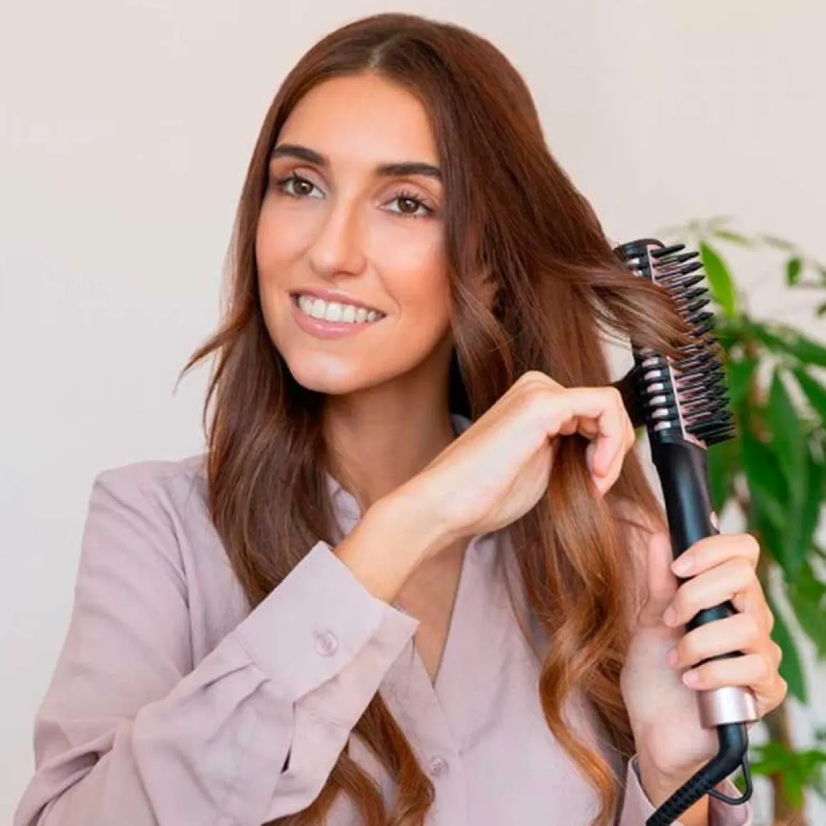 Cepillo alisador Bamba InstantCare 1200 Look Brush Cecotec 180ºC revestimiento cerámico/turmalina