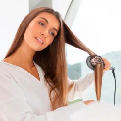 Cepillo alisador Cecotec Bamba InstantCare Smooth Brush cerámica con extracto de aguacate plata