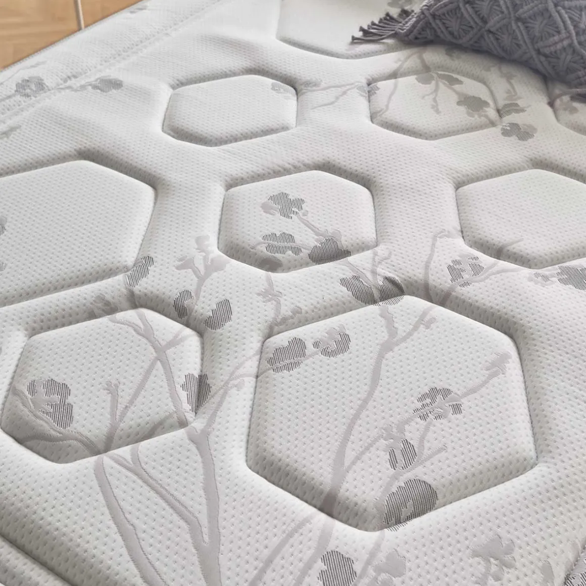 Colchón Grafeno Design Matris núcleo de muelles ensacados sistema Natur Grafeno blanco
