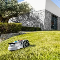 Cortacésped Cecotec Conga GrassHopper 300 Robot 300 m² con sensor de lluvia