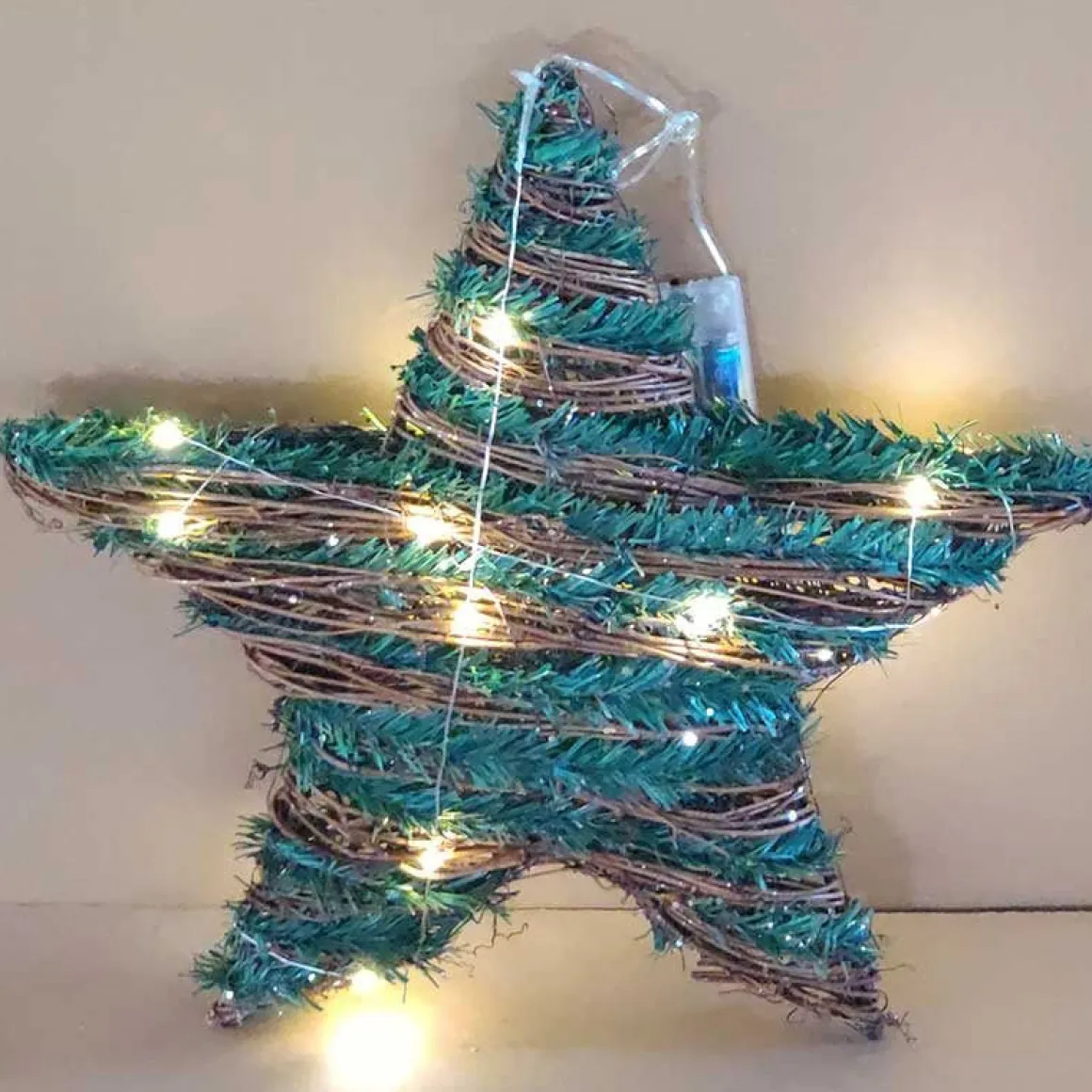 Estrella de Navidad con 20 luces LED cálidas natural/verde 38x40x9 cm