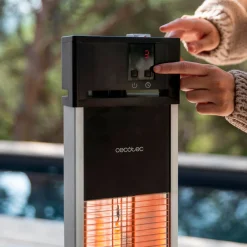 Estufa de exterior Cecotec ReadyWarm 2000 Power Tower 2000W mando a distancia negro