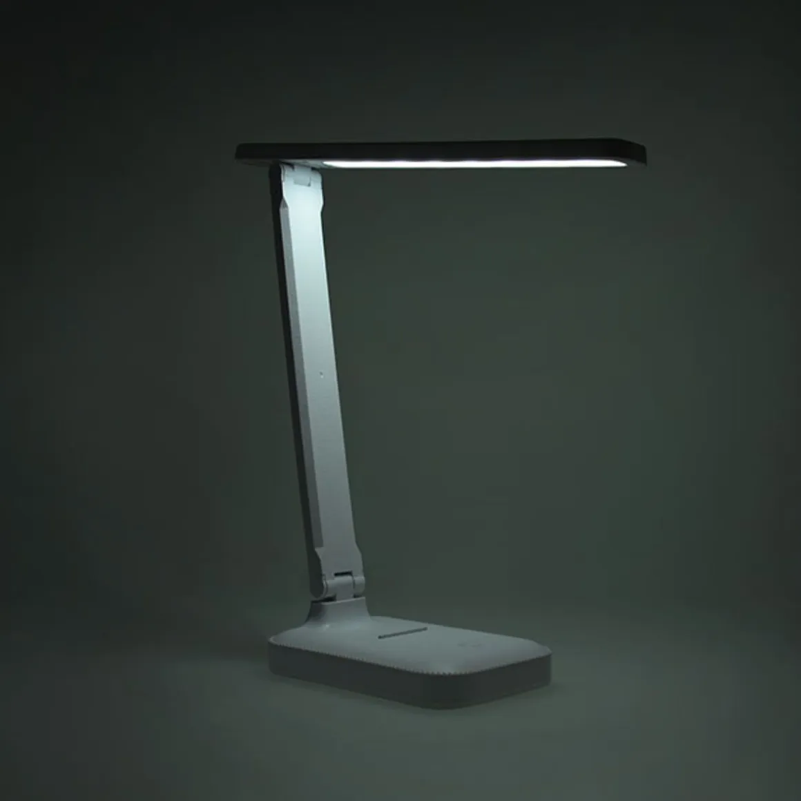 Flexo Winn Bel Air 5W luz LED 3 tonos 360 lm blanco