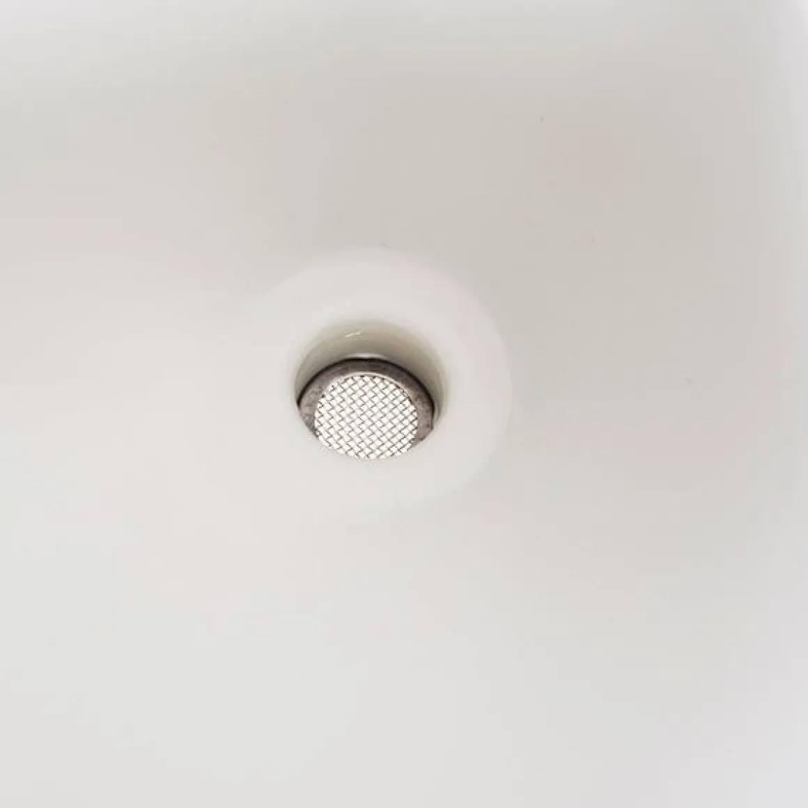 Fregadero portátil con tanque 17L blanco 51x33,5x103 cm