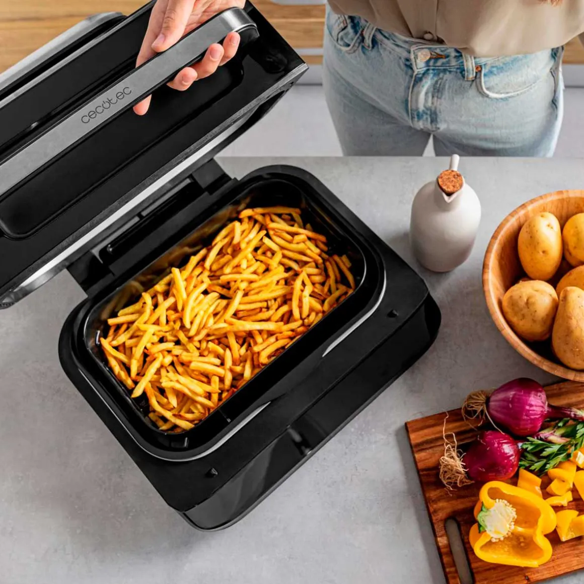 Freidora de aire Cecotec Cecofry FireDome 6000 6L 6 modos de cocinado negro