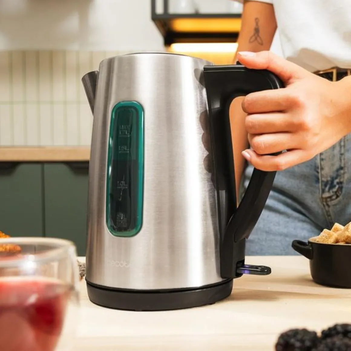 Hervidor ThermoSense 210 Stell Cecotec 2200W 1,7L inox