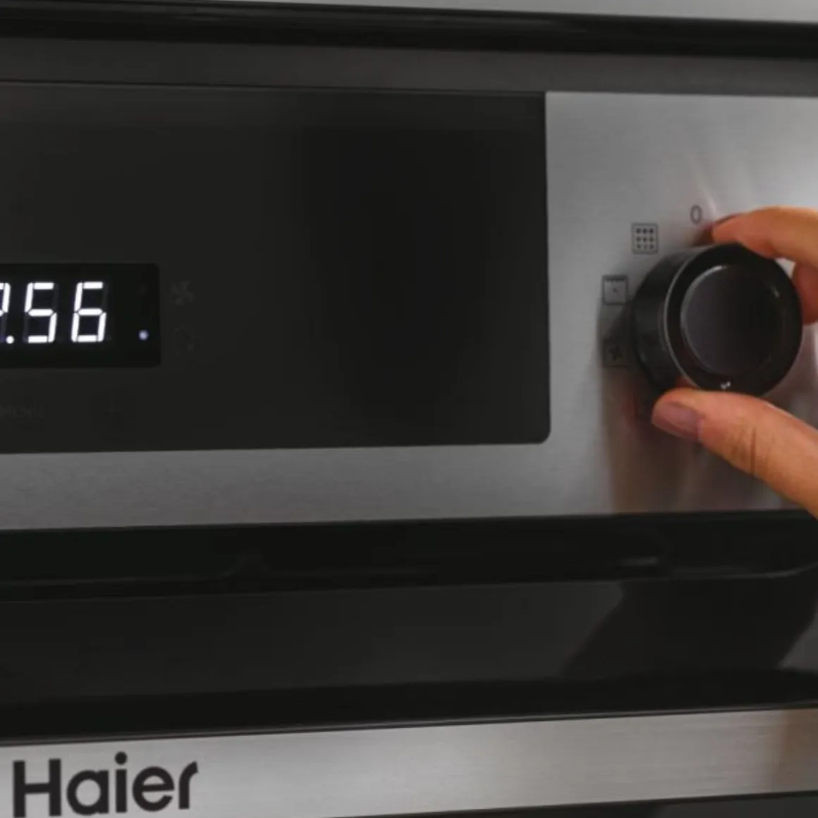 Horno Haier HWO60SM2P8XH 70L pirolítico A inox 59,5 cm