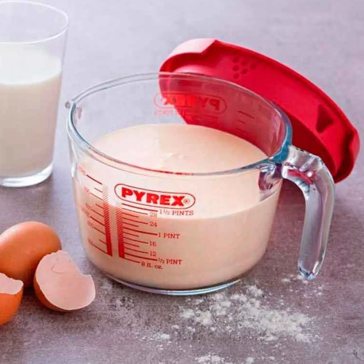 Jarra medidora Classic Pyrex con tapa 1L vidrio rojo