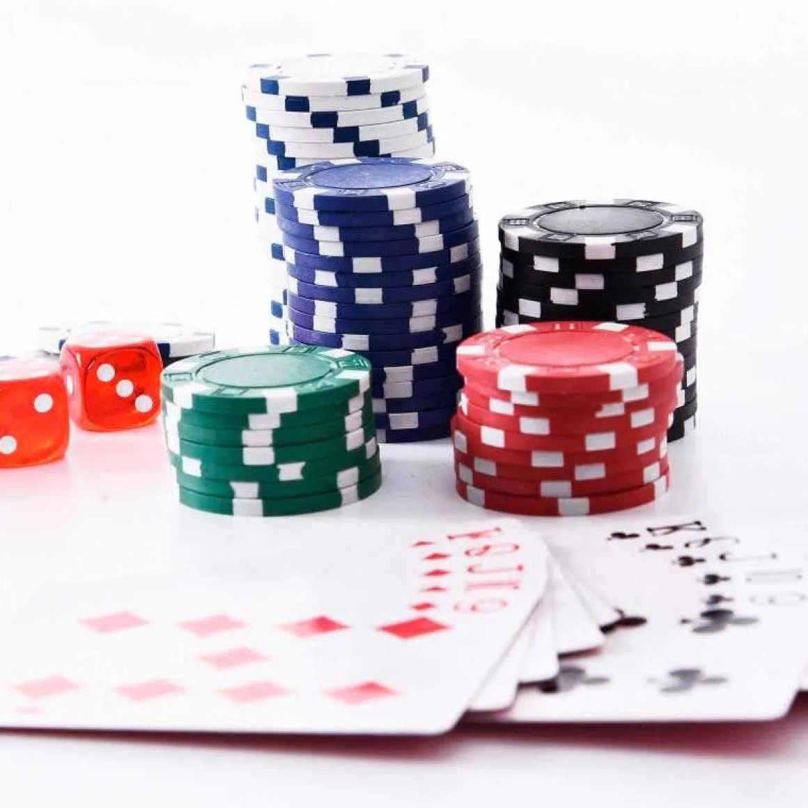Juego de poker Homcom 300 fichas con maletín metálico
