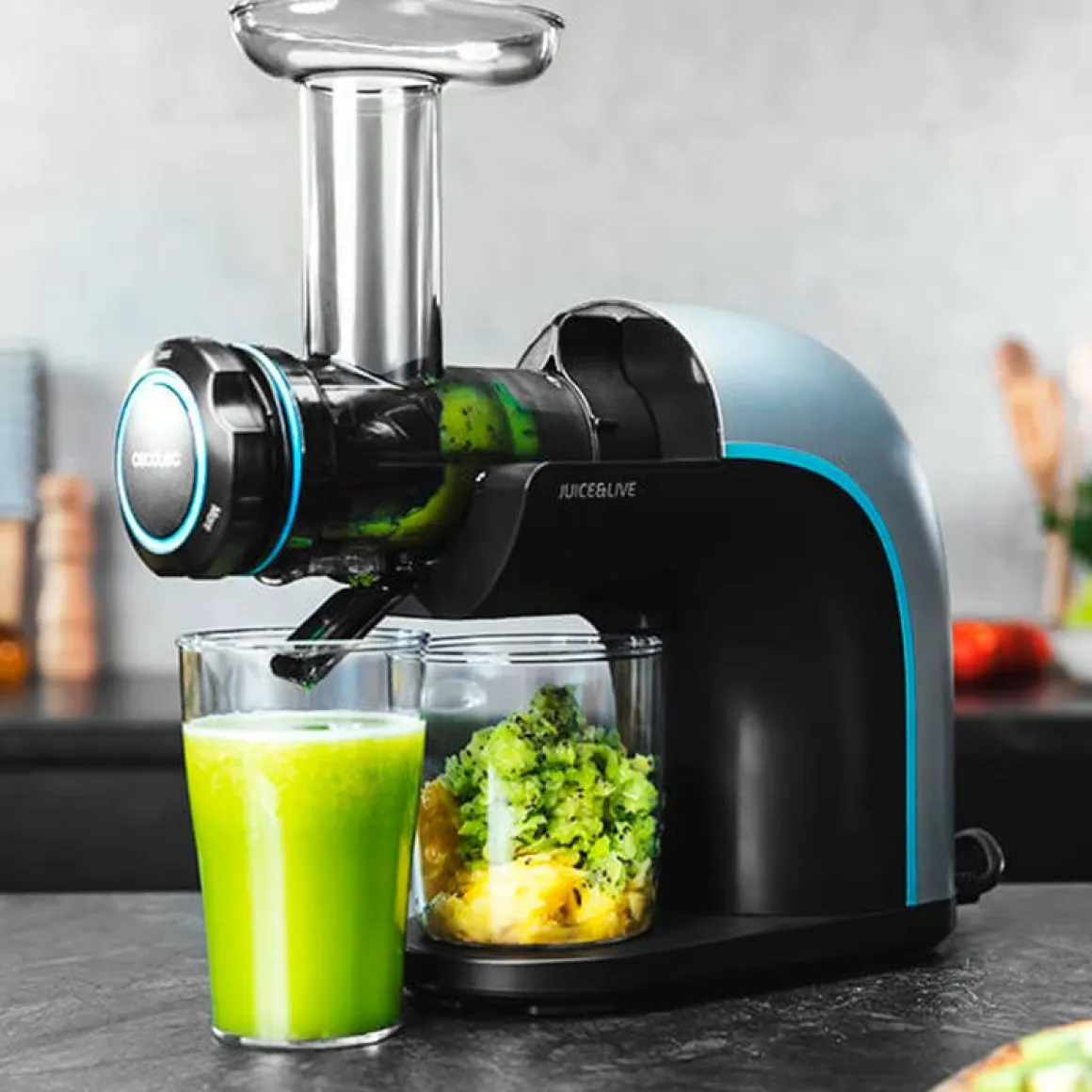 Licuadora de prensa fría Juice&Live 2000 EasyClean 150W 70 rpm 3 niveles negro