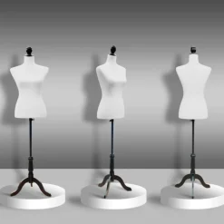 Maniquí femenino Homcom altura ajustable blanco 130/168 cm