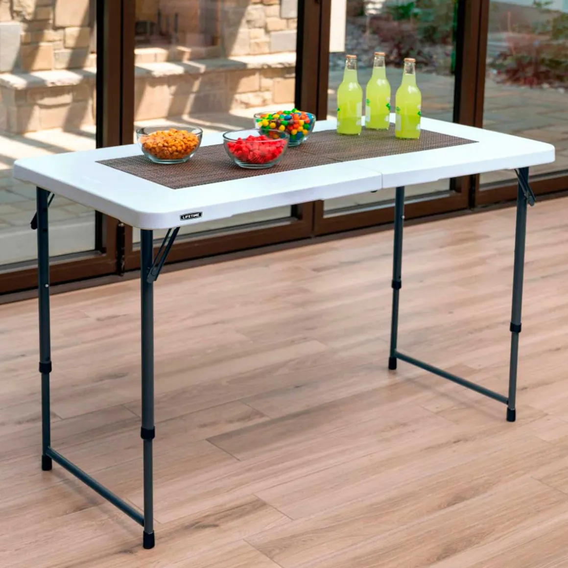 Mesa multiusos Lifetime plegable 4 alturas blanco 56-91,5x122x61 cm
