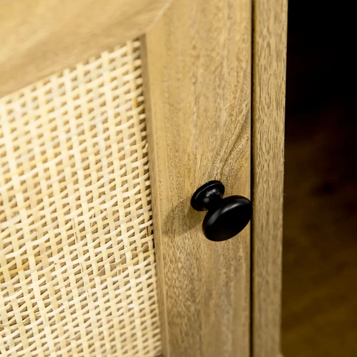 Mesita de noche Sorrentino Homcom 1 módulo + 1 puerta en ratán madera 60x39x35 cm