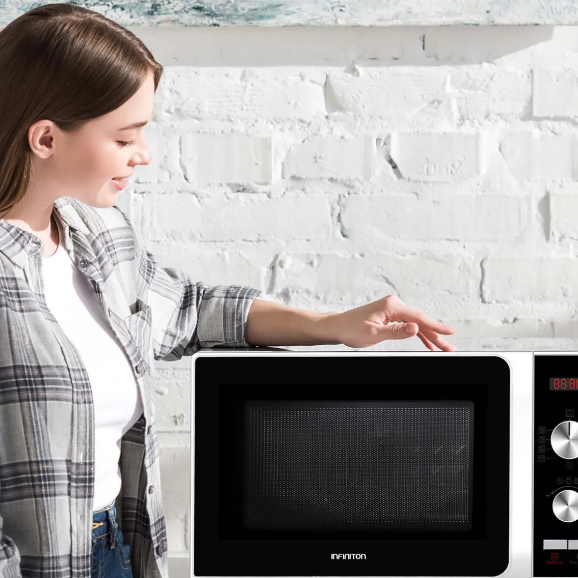 Microondas Infiniton MW-F201 700W 20L tecnología sin plato blanco