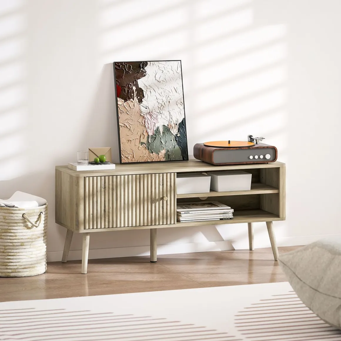 Mueble de TV Itsu Homcom con puerta y estante natural 49x115x35 cm