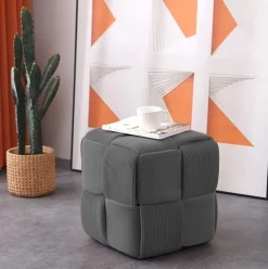 Puf Courdoruy diseño cuadrado 41x45x45 cm