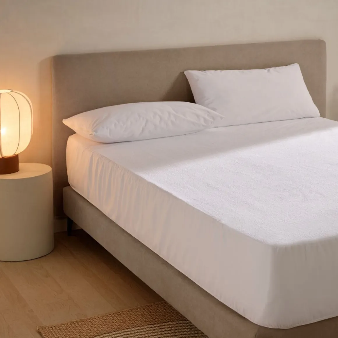 Set de protector de colchón y funda de almohada Rizo Luxury anti-ácaros y transpirable blanco