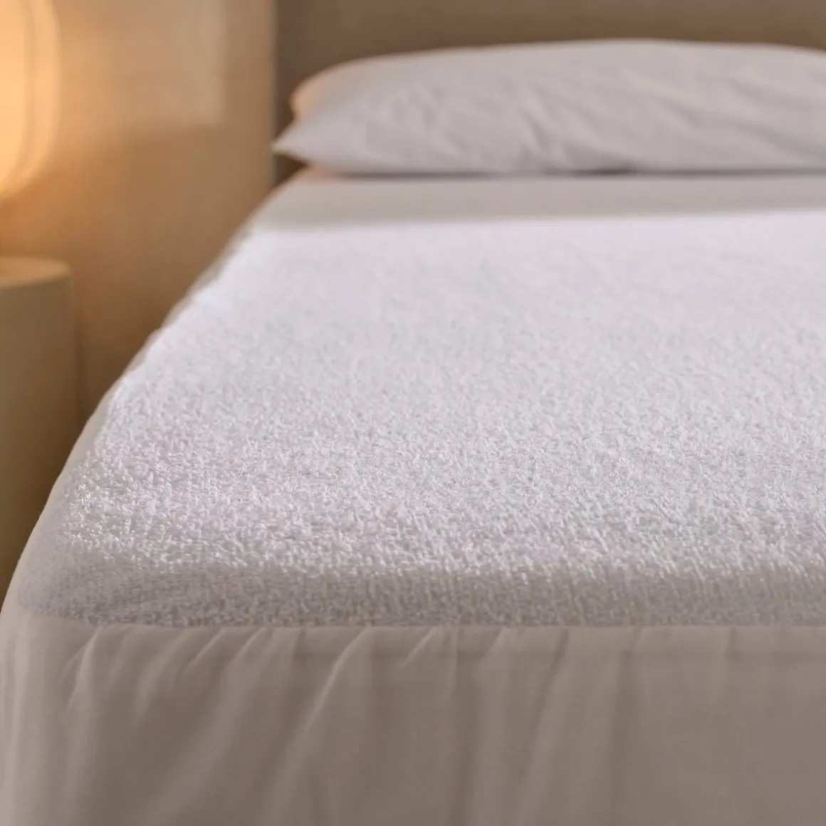 Set de protector de colchón y funda de almohada Rizo Luxury anti-ácaros y transpirable blanco