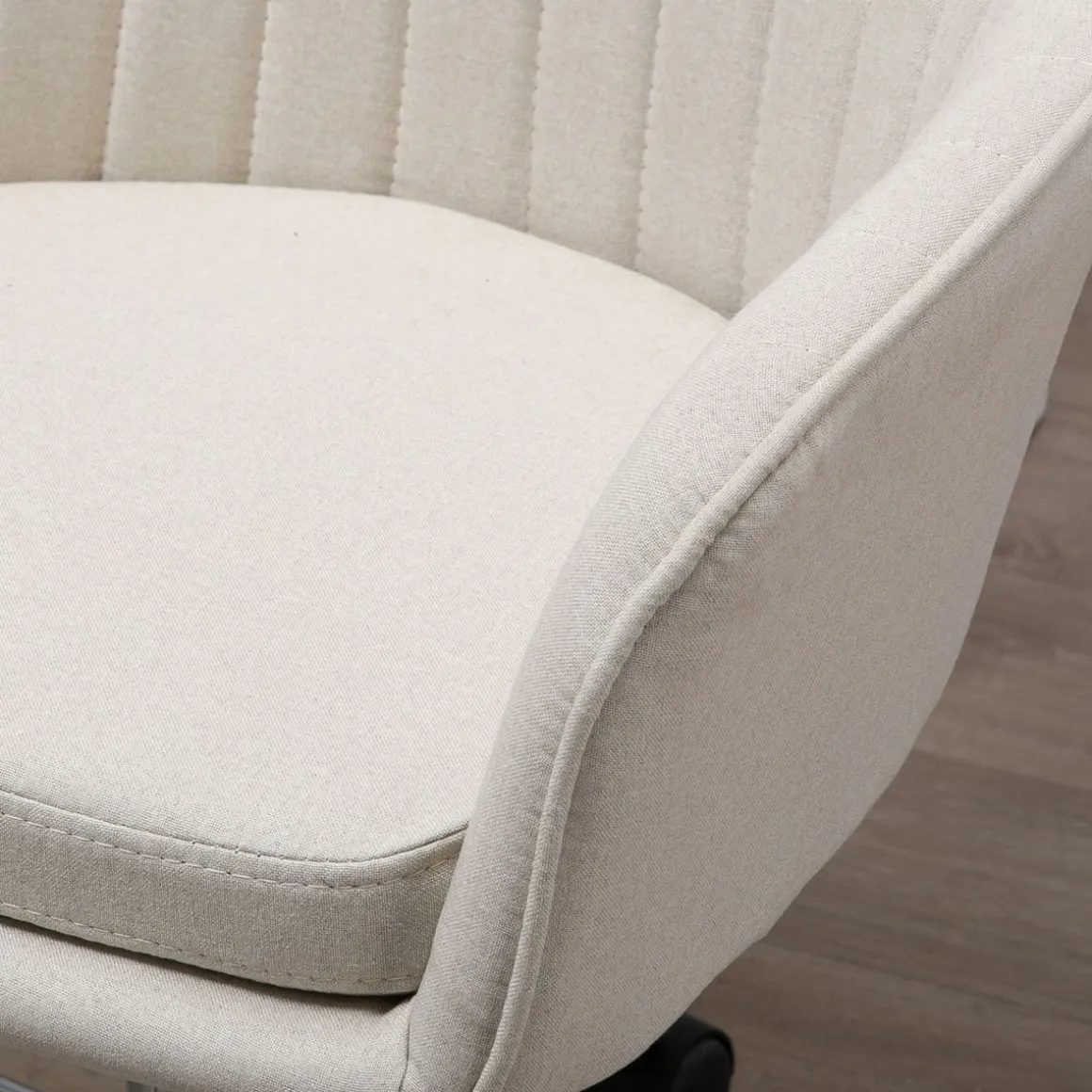 Silla de escritorio Serenique Vinsetto con reposabrazos beige 96x61x59 cm