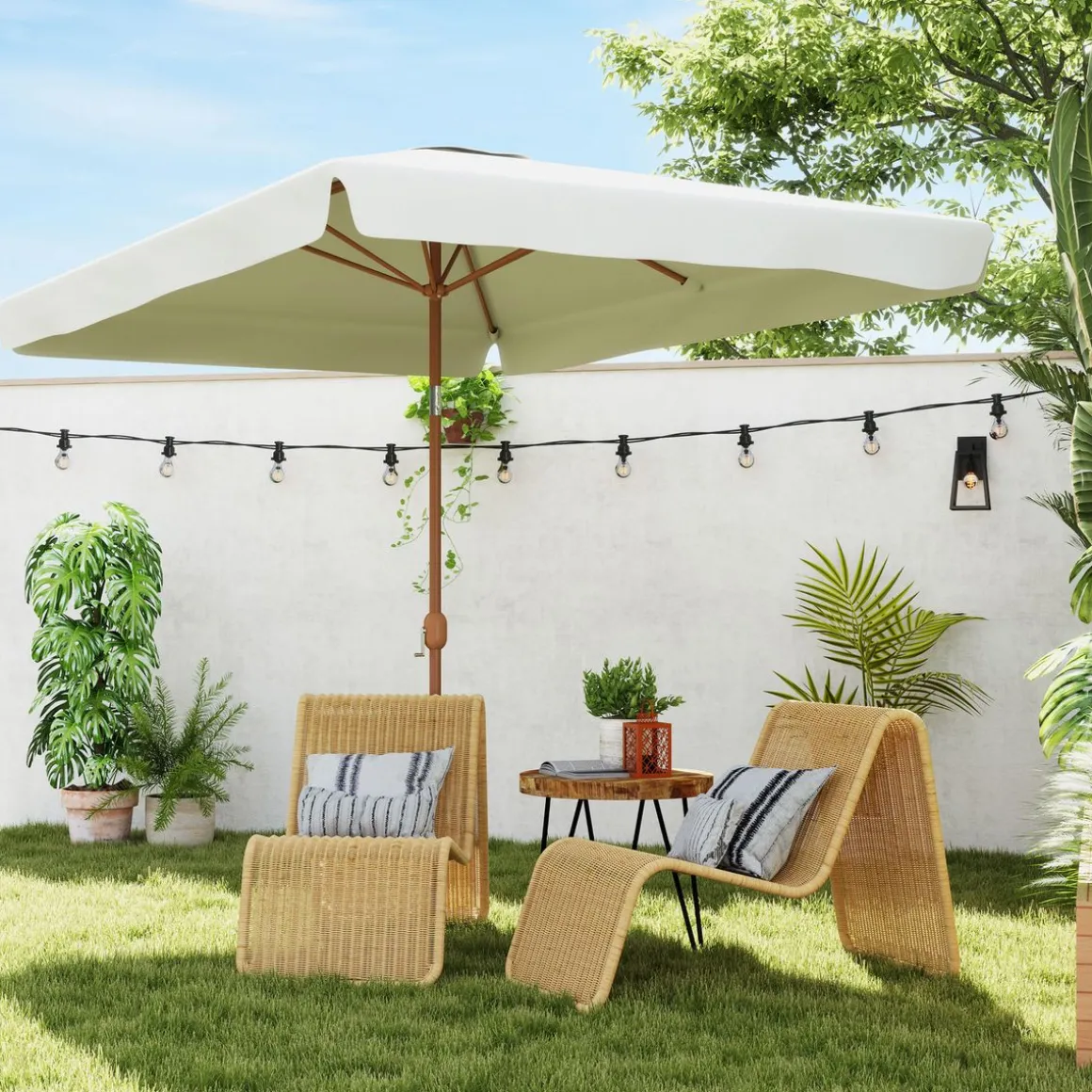 Sombrilla de terraza Loto Outsunny con manivela y ángulo ajustable 245x300x200 cm