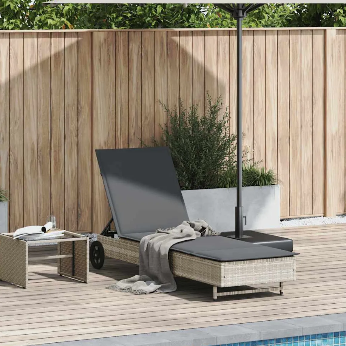 Tumbona Arenis reclinable 3 posiciones + 2 ruedas 80x179x55 cm