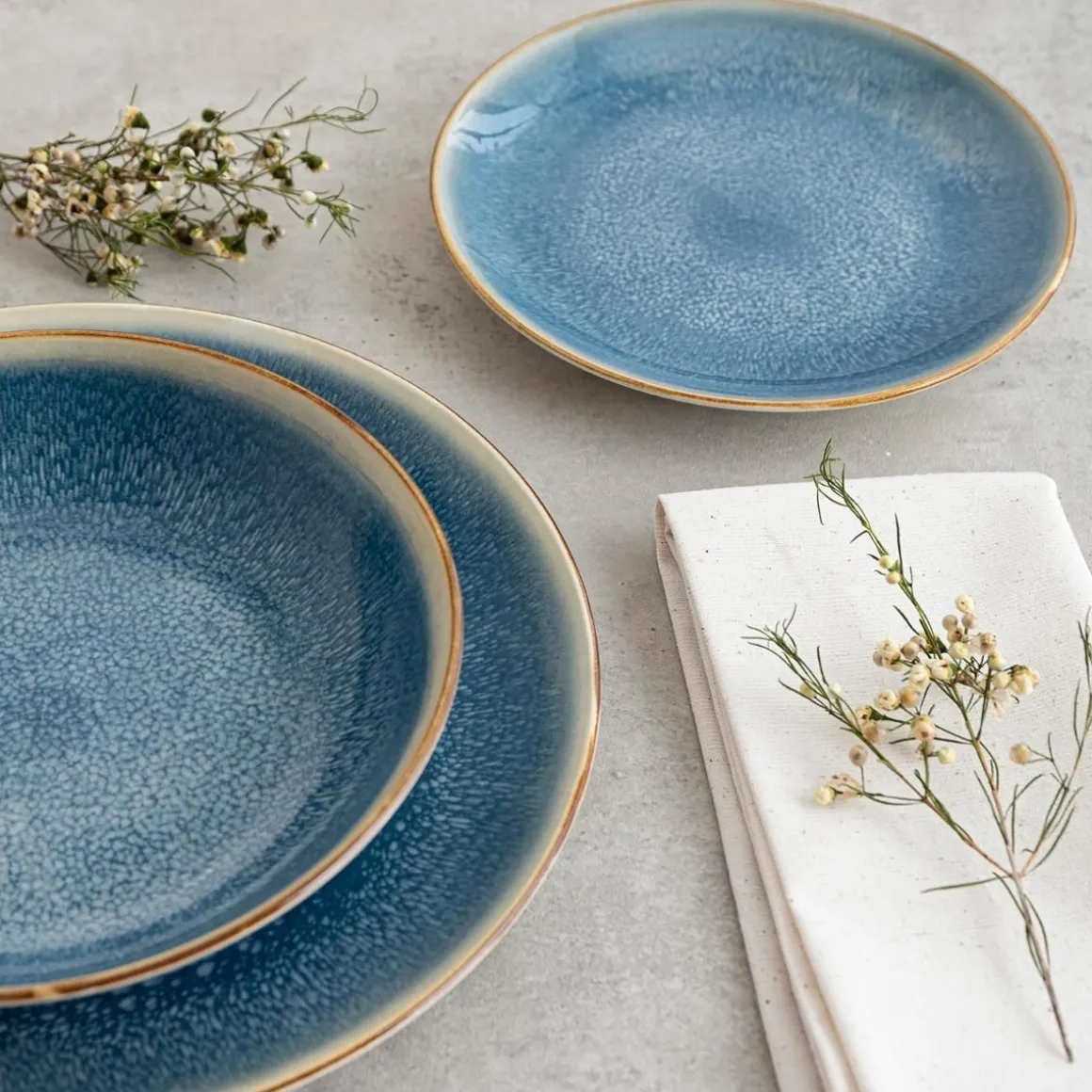 Vajilla Aura Bidasoa 12 piezas 4 servicios porcelana azul