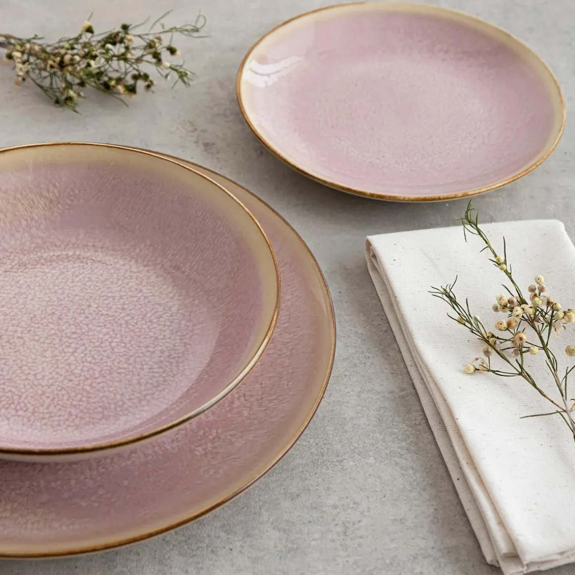 Vajilla Lanai Bidasoa 12 piezas 4 servicios porcelana rosa