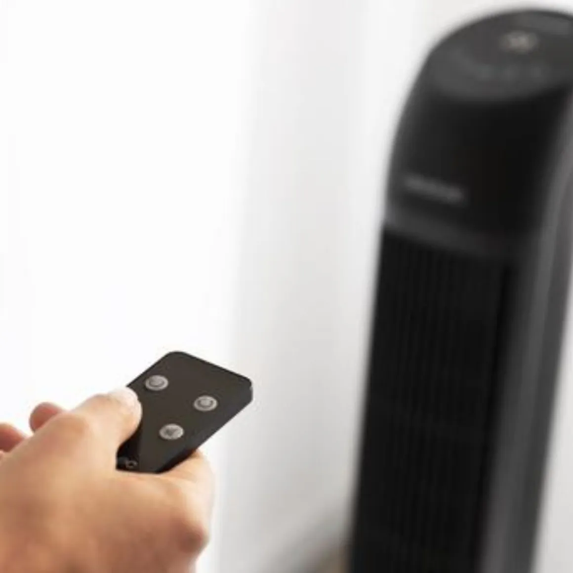 Ventilador de torre Cecotec EnergySilence 8050 SkyLine Smart 45W mando a distancia negro