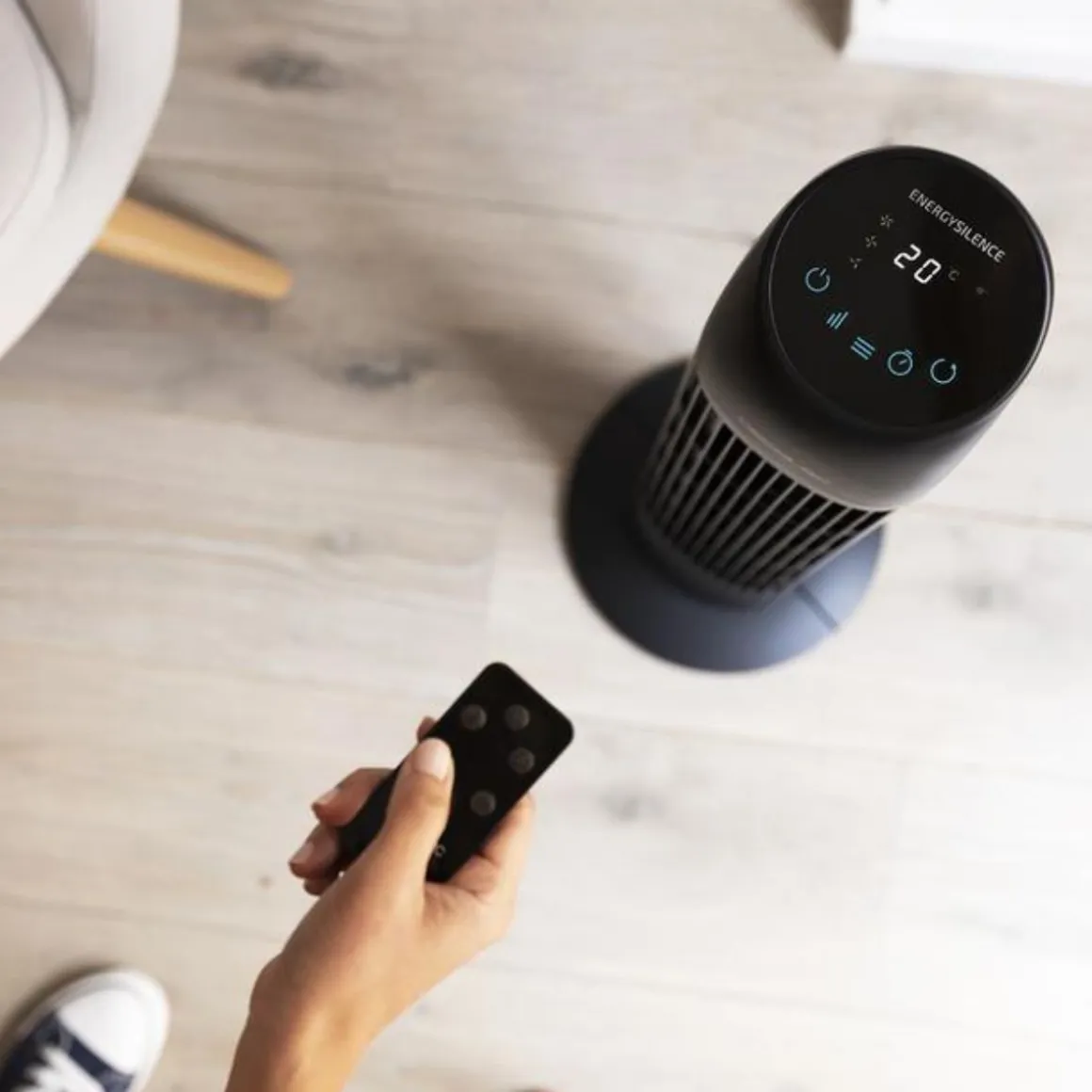 Ventilador de torre Cecotec EnergySilence 8050 SkyLine Smart 45W mando a distancia negro